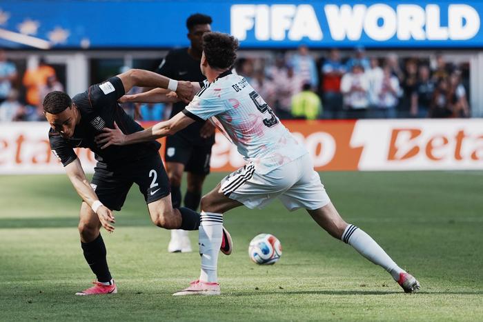 USA Crash Out of World Cup Following 4-1 Loss to Belgium