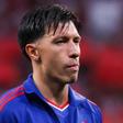 Lisandro Martinez Clarifies Man United Outburst but Does Not Apologise for Slamming Board