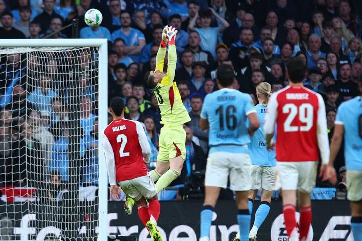 Mikel Arteta Forced to Defend Blundering Kepa After Howler Handed Man City Carabao Cup