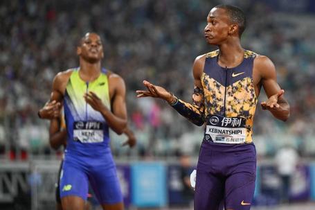 Collen Kebinatshipi Fires Warning After Brilliant Start to Season