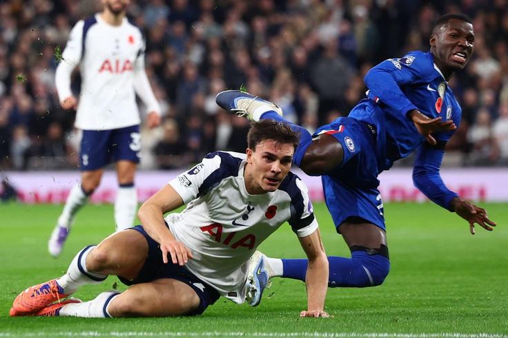 Premier League Giants Face Major Pre-Season Tests on August 1
