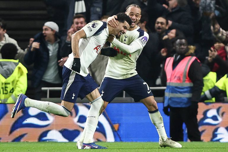 Solanke scores a brace || Imago