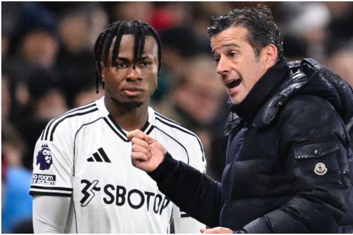 Why Chukwueze started against Man United after his mother's death - Fulham coach Silva reveals