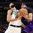 Anthony Davis leads the Lakers past the Timberwolves