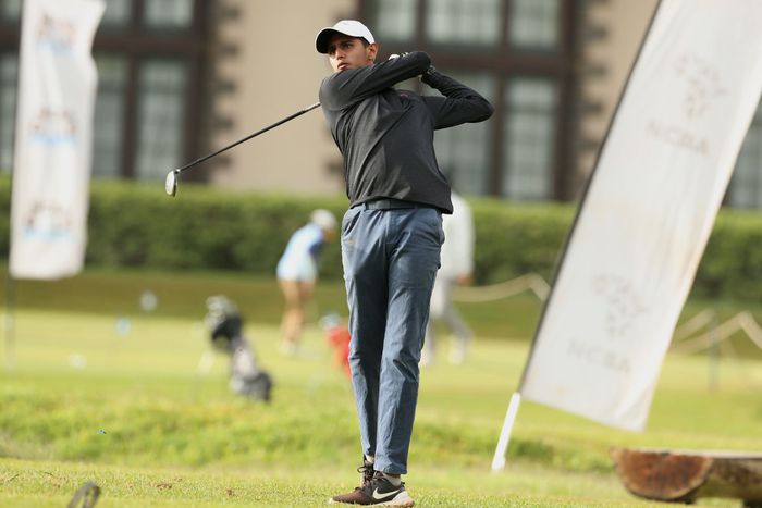 Ishan Samani od Premier Academy in action