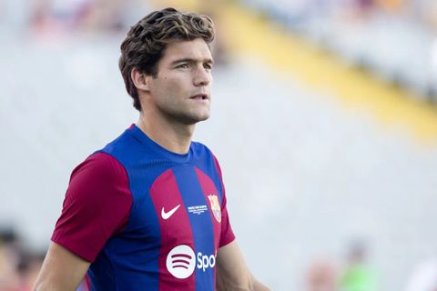 Marcos Alonso: Ex-Chelsea defender set to leave Barcelona after two seasons
