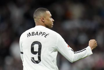 'Score five goals per game' - Ex-France boss says Mbappe has set the bar so high