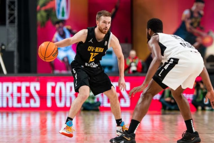 Petro de Luanda blow out Mr Eazi's Cape Town Tigers