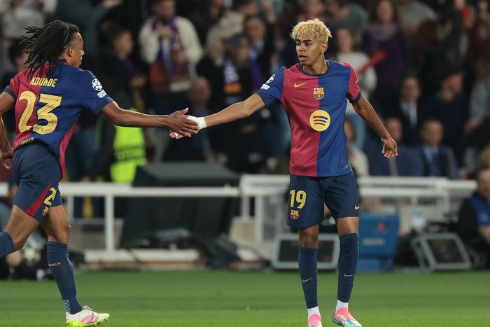 Lamine Yamal and Jules Kounde | Imago