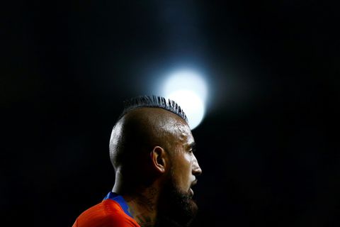 Inter Milan's Arturo Vidal in hospital after positive Covid test