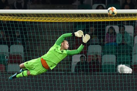 Dutch drop Covid-positive Cillessen from Euro squad