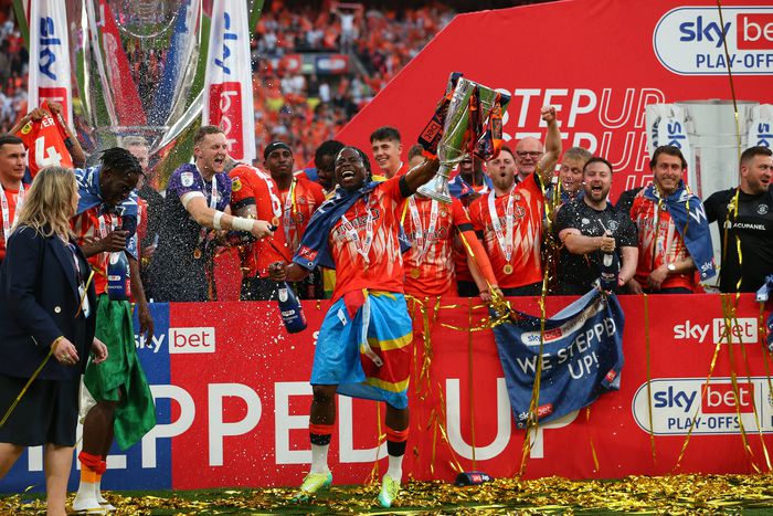 10 interesting facts about Luton Town