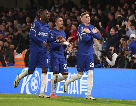 Cole Palmer and Nicolas Jackson in a Premier League match against Manchester United
