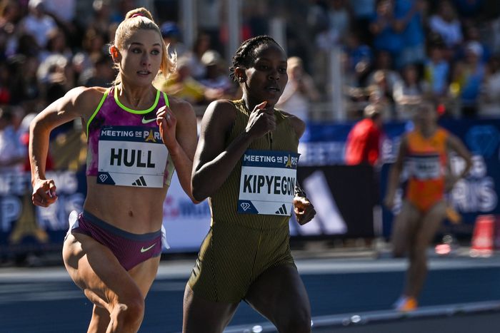 Inside Jessica Hull's Plan to Finally Dethrone Faith Kipyegon's 1500m Crown at Tokyo Worlds