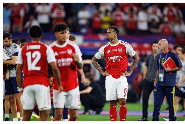 Ex-Super Eagles player explains why Arsenal lost to PSG