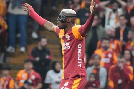 Galatasaray assures Osimhen amid transfer rumours