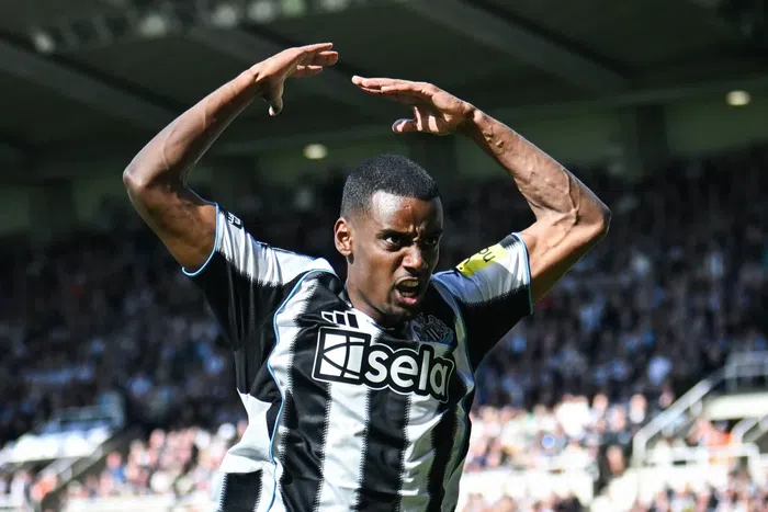 Liverpool agree £125m deal to sign Alexander Isak from Newcastle
