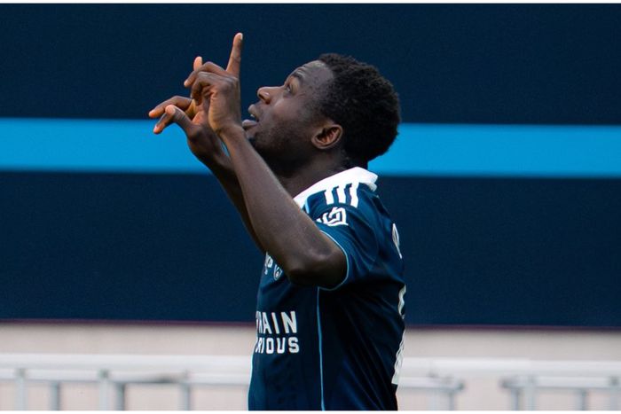 Baller of the Week: Moses Simon beats Victor Osimhen to Nigeria’s top star after dazzling performance in Europe