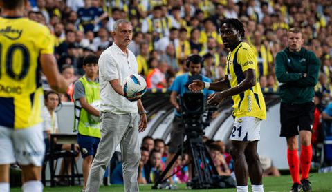 Forgotten Super Eagles star plotting Mourinho's downfall at Fenerbahce