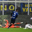 Inter pile pressure on leaders Napoli with Spezia win