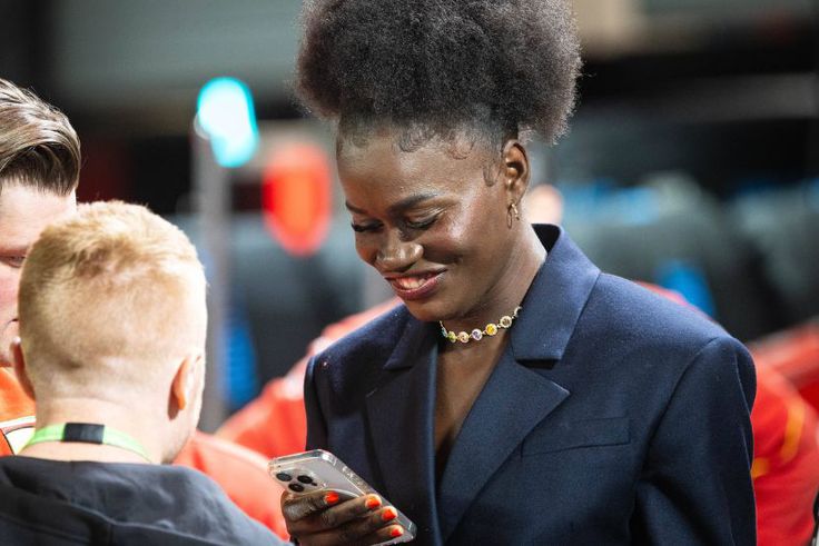 ‘Nice selection’ - Junelle Bromfield melts fans’ hearts with choice of gifts for her Christmas guests