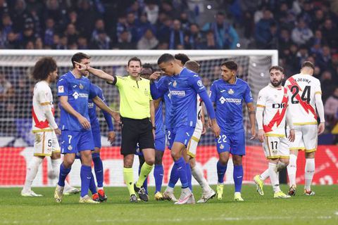 Manchester United loanee Mason Greenwood given straight red card against Rayo Vallecano