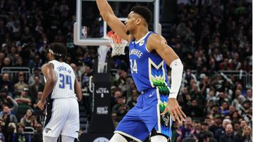 Giannis Antetokounmpo inspires Bucks to 16th straight win against Magic