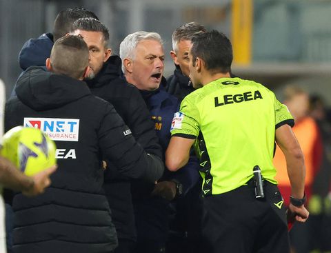 Roma embark on media boycott following Mourinho suspension