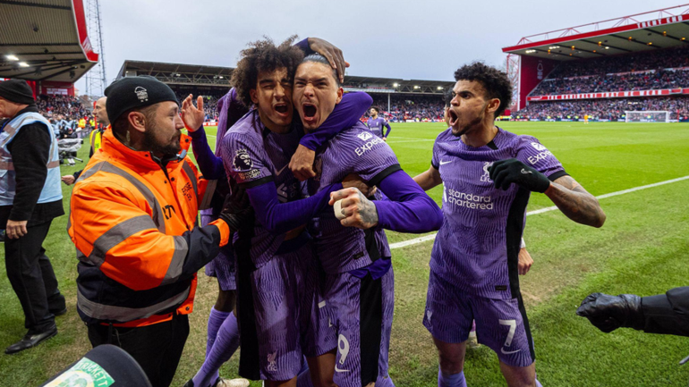 Liverpool s Darwin Nunez celebrates after scoring the winning goal in the ninth minute of injury time during the FA Premier League match between Nottingham Forest FC and Liverpool FC at the City Ground. (Photo by David Rawcliffe/Propaganda)