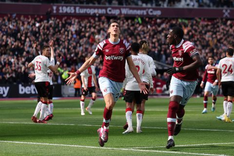 Onuachu used sparingly as Southampton donate points to West Ham