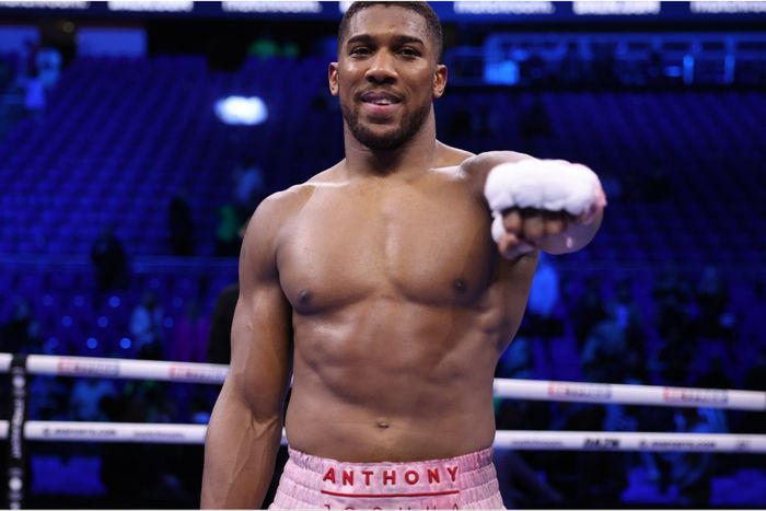 Anthony Joshua wants heavyweight showdown against Tyson Fury after comeback win against Jermaine Franklin.