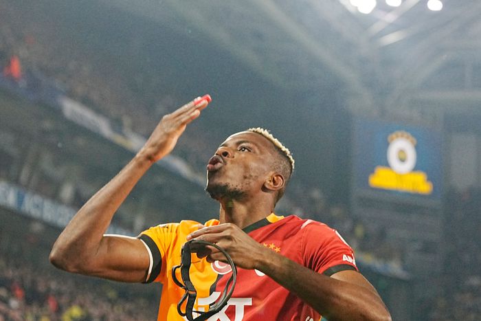 Victor Osimhen celebrating