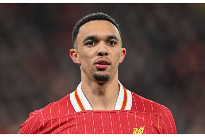 Super Eagles legend backs Ferdinand on Arnold's comment