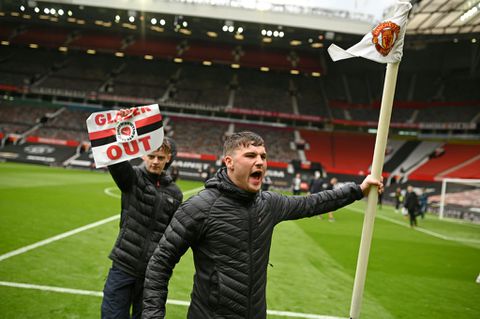 Match delayed as Man Utd fans storm Old Trafford in anti-Glazer protest