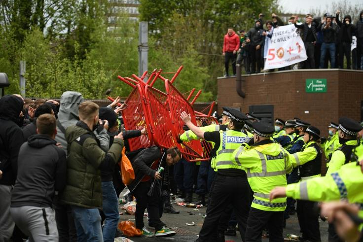Troublemakers! Manchester United fans arrested more than any other club according to police report