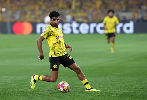 Ian Maatsen in action against PSG || Imago