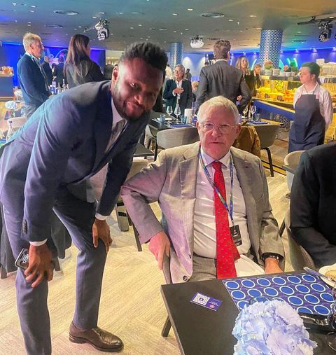 Super Eagles of Nigeria legend Mikel Obi outshines Kaka at Champions League Legends game.