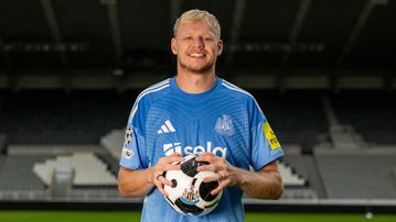 Newcastle complete crucial signing after rejecting Liverpool bid for Isak