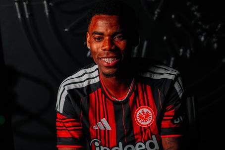 Raphael Onyedika Transfer News: Eintracht Frankfurt Sign Super Eagles Midfielder