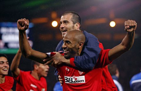 Freddie Kanoute and current Leicester City manager Enzo Maresca after winning the UEFA Cup with Sevilla | Imago