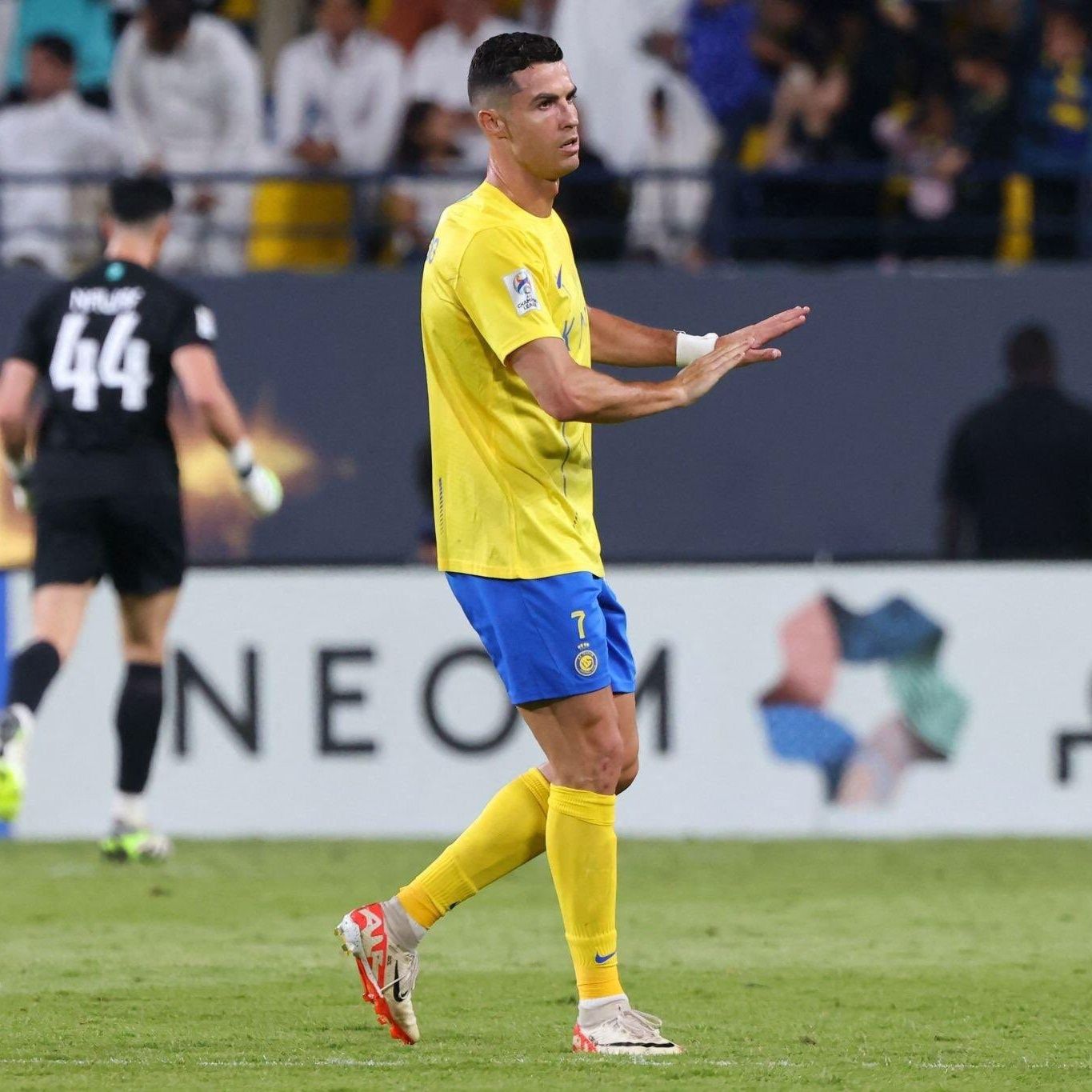 Cristiano Ronaldo Comes Clutch In Final, Scores Twice In Comeback Win For  9-Man Al-Nassr. Watch