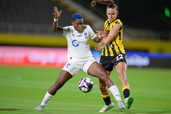 Super Falcons star Asisat Oshoala was the hero as Al Hilal defeated Ashleigh Plumptre's Al Ittihad 3-2 in Saudi Arabia.