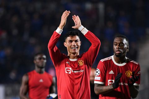 Ronaldo saves Man Utd again as Bayern, Juventus reach Champions League knockouts