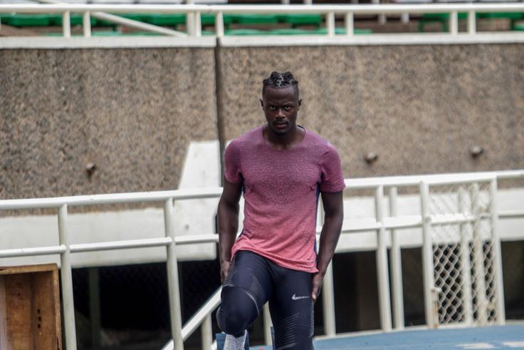 Fans cheer on Mark Otieno as he seeks qualifying time for Olympic Games