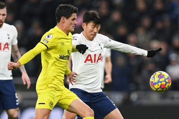 Spurs bounce back as Son sinks Brentford