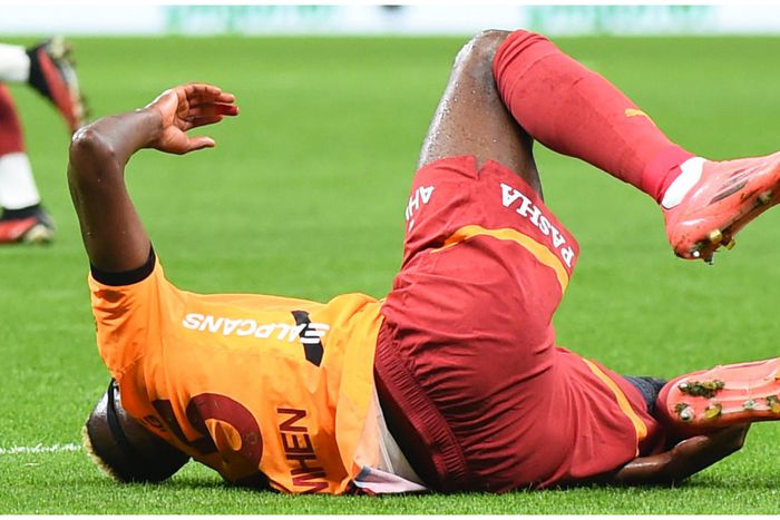 Victor Osimhen was denied a penalty in Turkey.