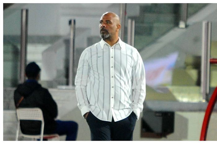 Sunday Oliseh hails Eric Chelle