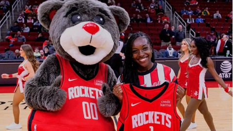 Michelle Alozie gifted Houston Rockets jersey