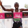 Amos Kipruto wins the 2022 London Marathon