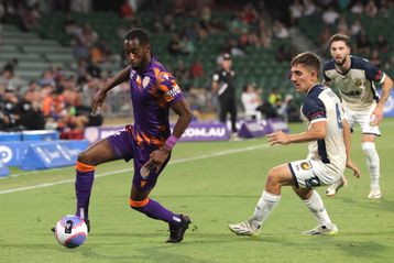 Kenyan prospect Bruce Kamau holds his own as Perth Glory soar to victory against Melbourne